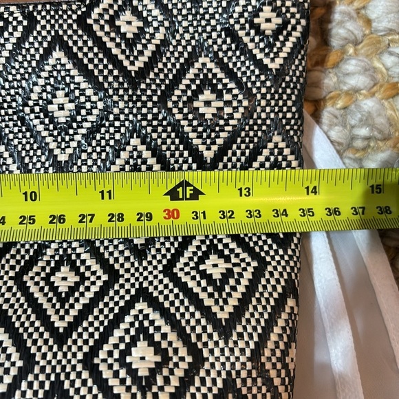 Tignanello Tote Bag Diamond Rattan & Faux Leather - Picture 14 of 15